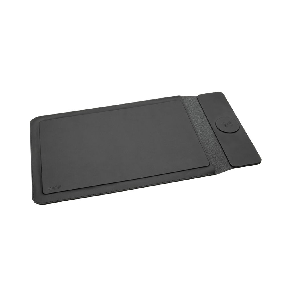 Swiss Peak 14-15,6 inch laptopsleeve met 15W magn. opladen